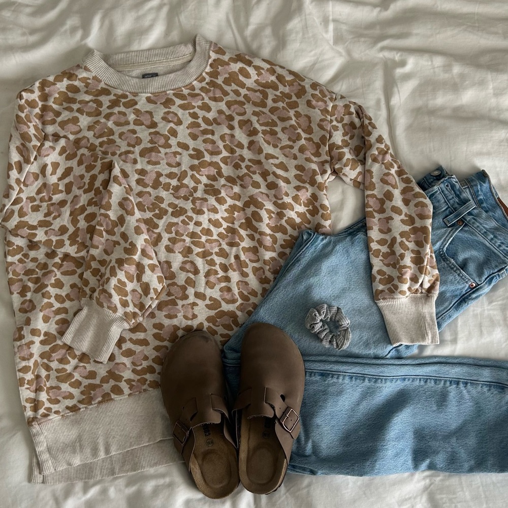 Leopard oversized crewneck